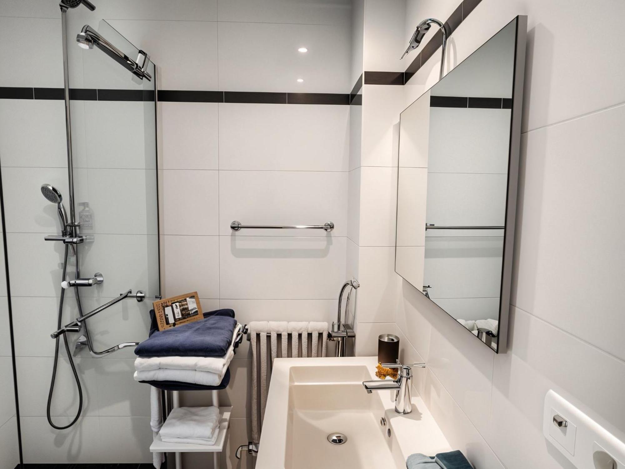Frgk Fr - Surcouf "Palm Beach " Cannes Ngoại thất bức ảnh